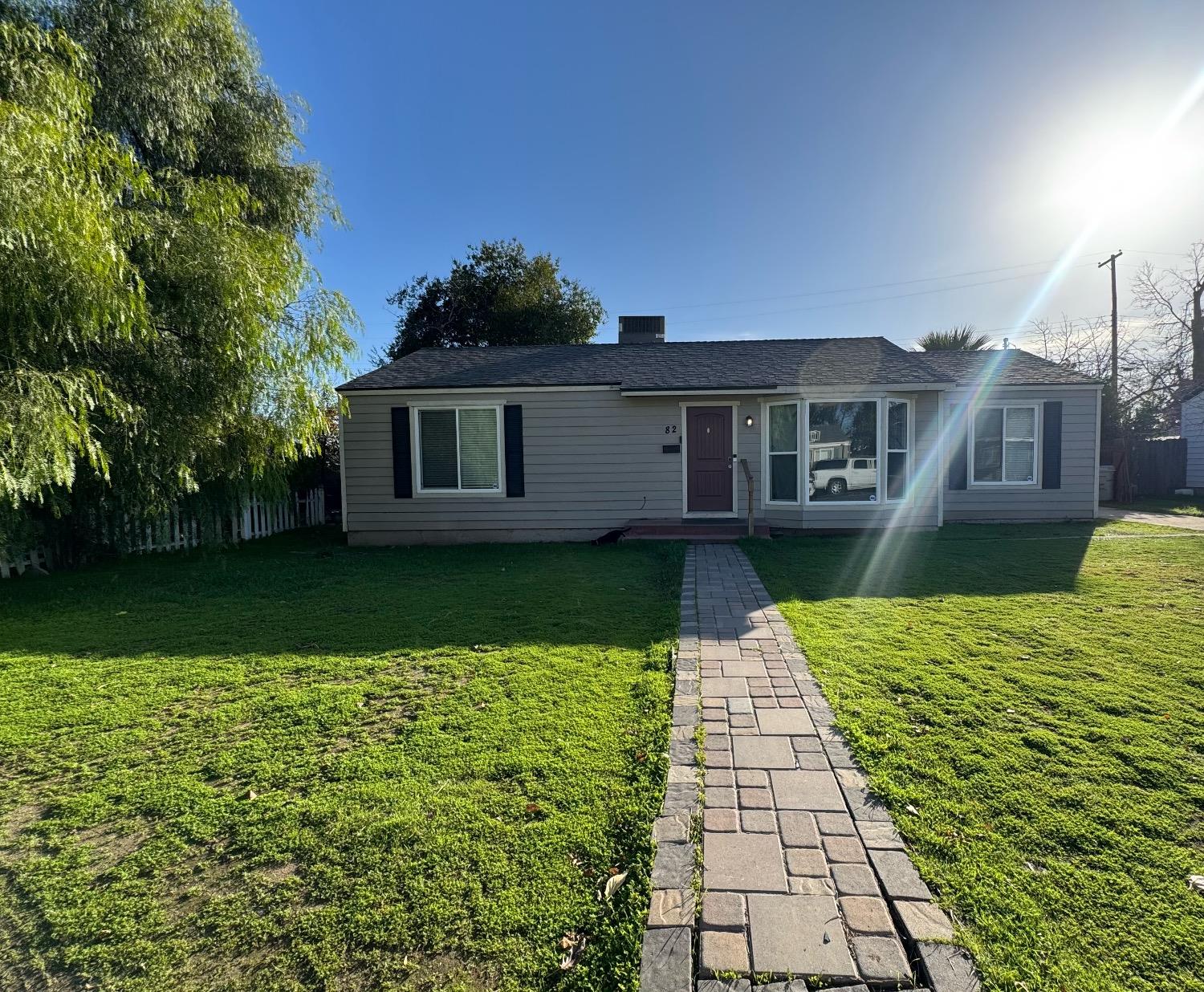 82 E Sussex Way, Fresno, CA 93704